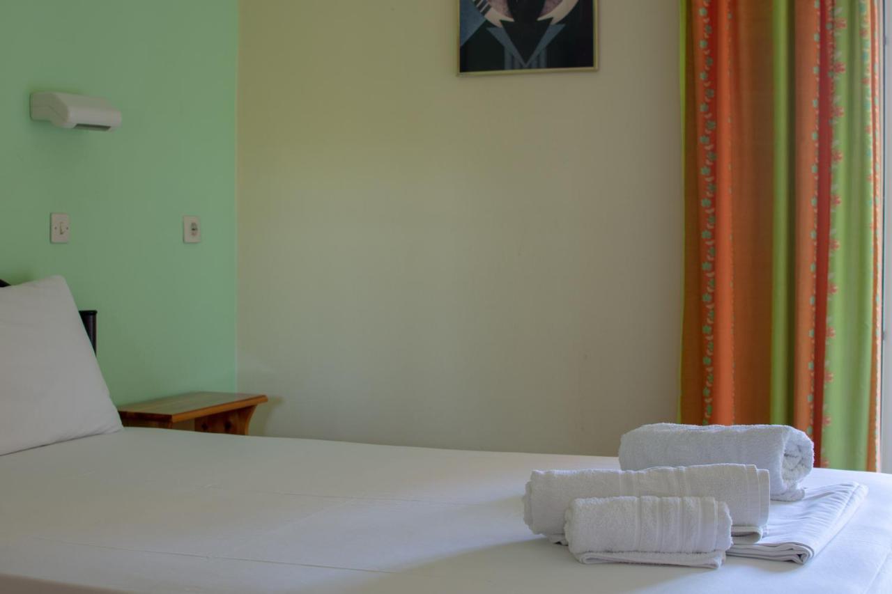 Rose Garden Villa Melíkia Екстериор снимка