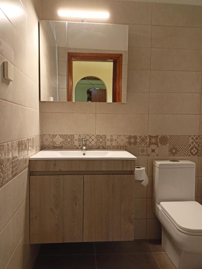 Rose Garden Villa Melíkia Екстериор снимка